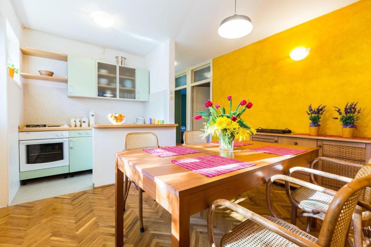 Lavender Apt. W. Balcony In Old Town Zadar Bagian luar foto