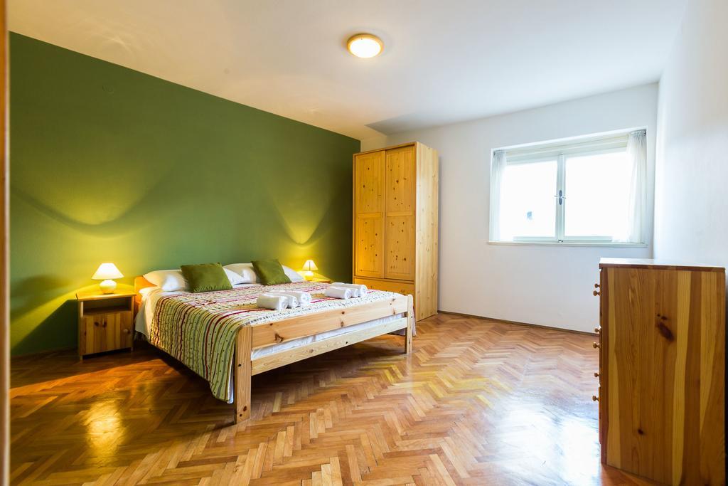 Lavender Apt. W. Balcony In Old Town Zadar Ruang foto