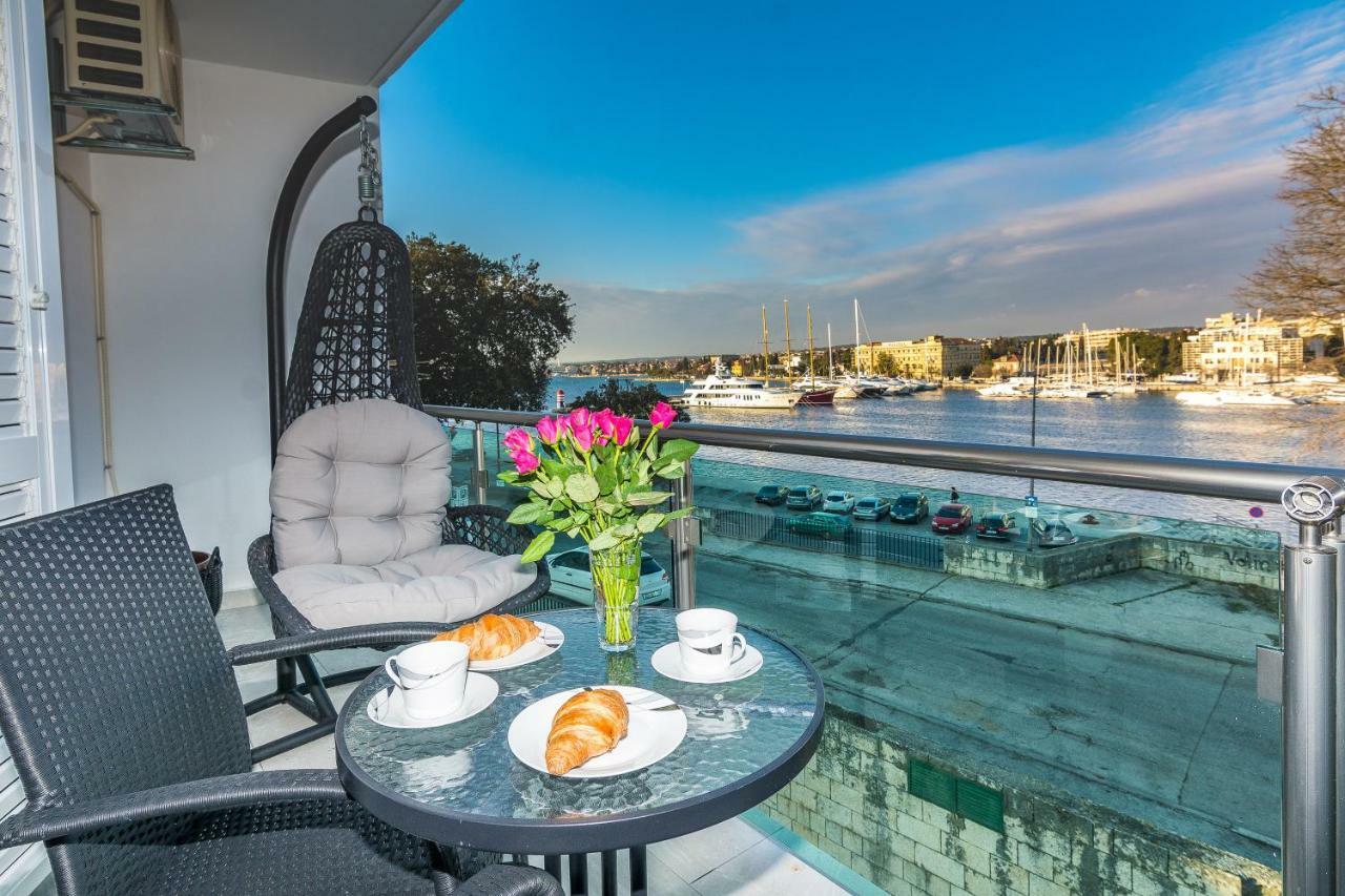 Lavender Apt. W. Balcony In Old Town Zadar Bagian luar foto
