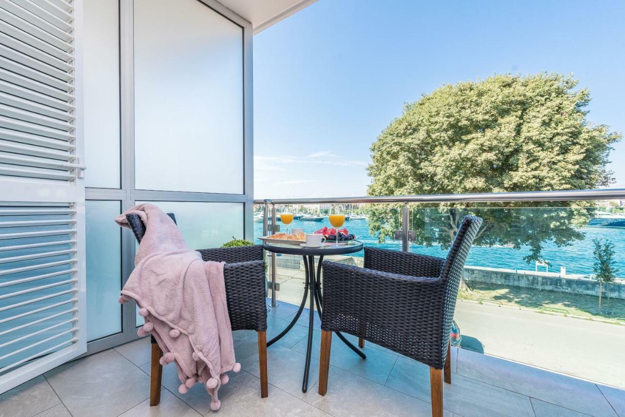 Lavender Apt. W. Balcony In Old Town Zadar Bagian luar foto